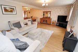 DIXON WAY- click for photo gallery